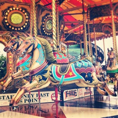 Full Colour Vintage Carousel Totally Beautiful Cheval De Bois