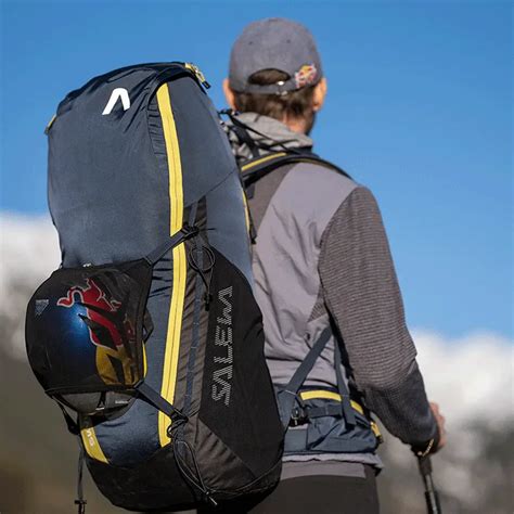 HIKE - آکادمی ورزشی فونیکس