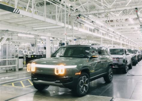 Rivian Stock Drops But The Electric Vehicle Ev Maker Remains On