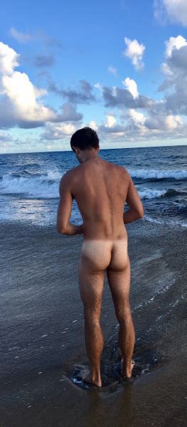 DekaNuks Archive Of Naked Exhibitionist Men Tumbex