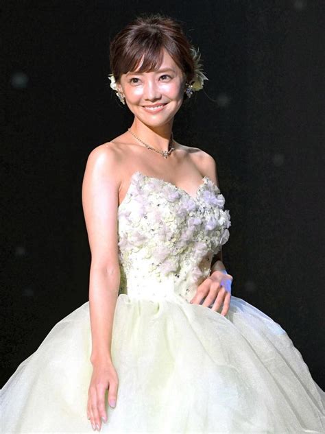 倉科カナ、結婚カナえた～い！ 竹野内豊と交際中…花嫁姿でランウェイ 芸能 デイリースポーツ Online