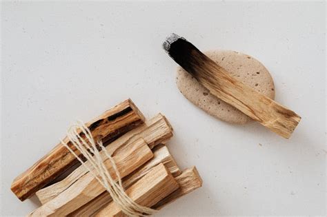 Palo Santo And Sage Benefits