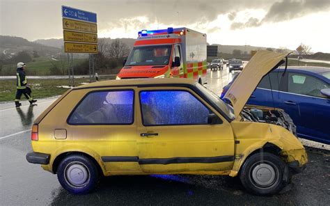 Crash Im Kreis Kulmbach Autofahrer Wird Schwer Verletzt Bayreuther