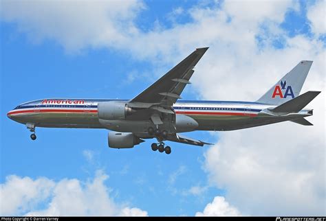 N795AN American Airlines Boeing 777 223ER Photo By Darren Varney ID