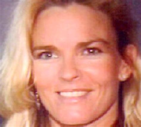 People Are Remembering Nicole Brown Simpson And Ron Goldman Following News Of Oj Simpson S Death