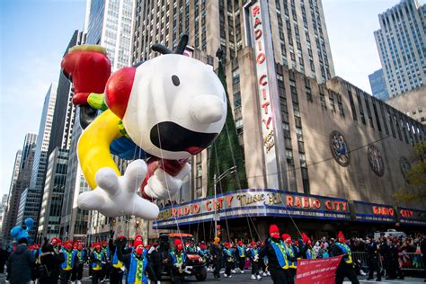 Photos See Macys Thanksgiving Day Parade 2021 In Nyc New York City