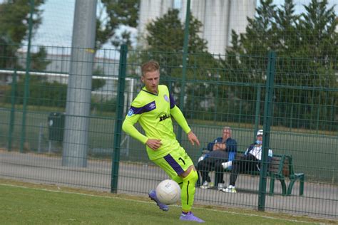 Football National La Belle Affaire Pour Hauts Lyonnais Vaulx En