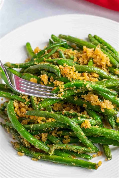 Skillet Green Beans With Bread Crumbs Cooking With Mamma C