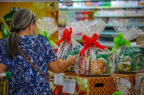 Defesa Do Consumidor Procon Fiscaliza Estabelecimentos Para Maior