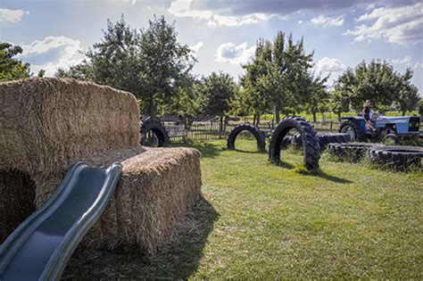 De Gerda Hoeve IJsboerderij En Gastenverblijf