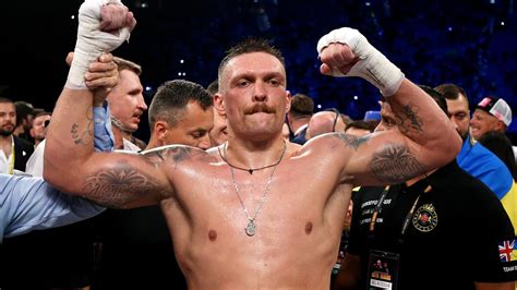 Oleksandr Usyk Stops Daniel Dubois To Retain World Heavyweight Titles