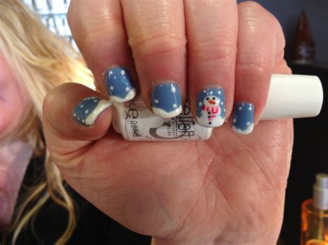 Fun Winter Gelish Nail Art Snow And Snowmen Gelish Nails Snowmen Nail Art Designs Winter