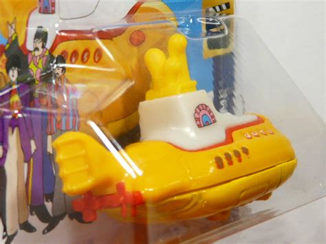HOT WHEELS THE BEATLES YELLOW SUBMARINE ESPORTSVIAN
