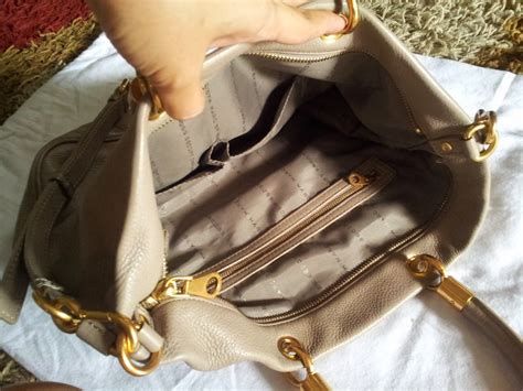 PrettyTreasure2u Marc By Marc Jacobs Too Hot Too Handle Mini Shopper