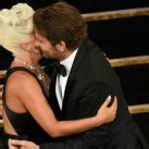 La ex esposa de Bradley Cooper habló de los rumores de romance del