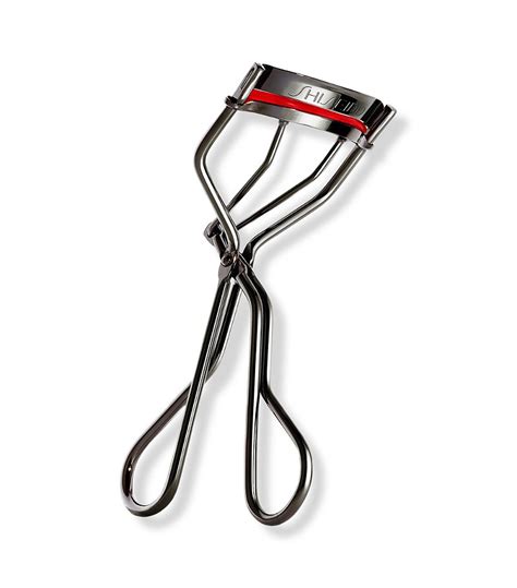 The 12 Best Drugstore Eyelash Curlers For Voluminous Lashes Who What Wear