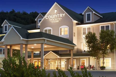 COUNTRY INN & SUITES BY RADISSON, LEHIGHTON (JIM THORPE), PA $96 ...