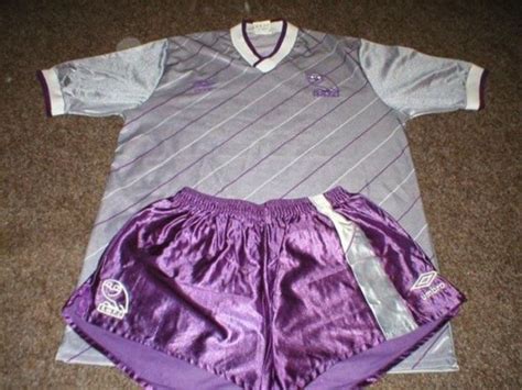 Fotos As 25 Camisas De Time De Futebol Mais Feias De Todos Os Tempos