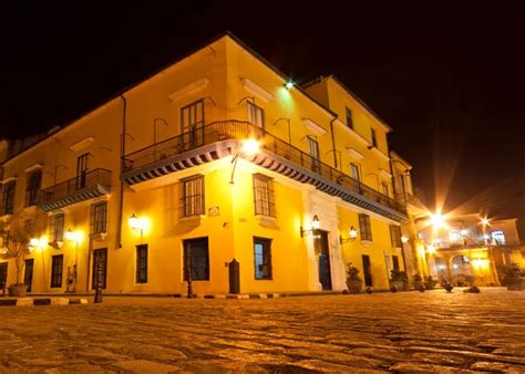 Havana Night Stock Photos Royalty Free Havana Night Images Depositphotos