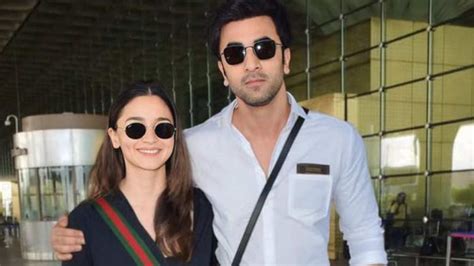 Alia Bhatt And Ranbir Kapoor Slay In Airport Fashion Look Paparazzi Calls Ranbir Kapoor ‘jija