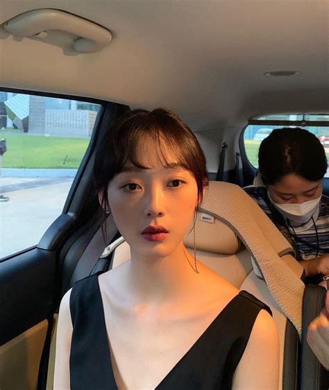 Squid Game Actress Lee Yoo Mi Grabs Attention With Her Staggering