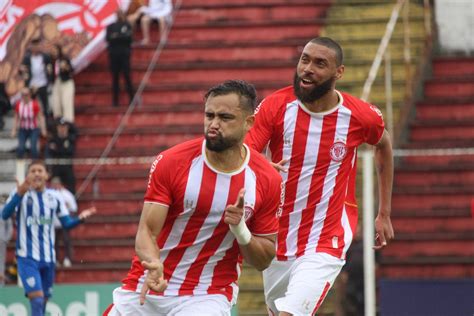 Copa Sc Herc Lio Luz Na Cola Do L Der Barra Vence A Primeira E O