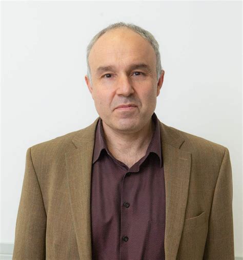 Доц. Румен Маринов, дм, Детски кардиолог, София | Супердок