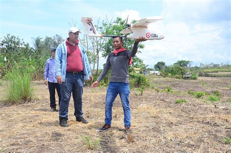 Indígenas De Panamá Se Capacitan En Uso De Drones Para Cuidar El Bosque