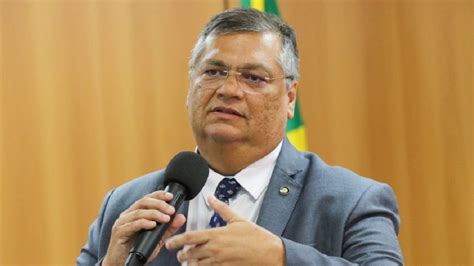 Fl Vio Dino Lamenta Morte De Policial Federal Em Salvador