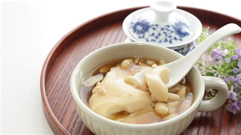 Douhua Is The Ultra-Soft Tofu Pudding You Need To Know