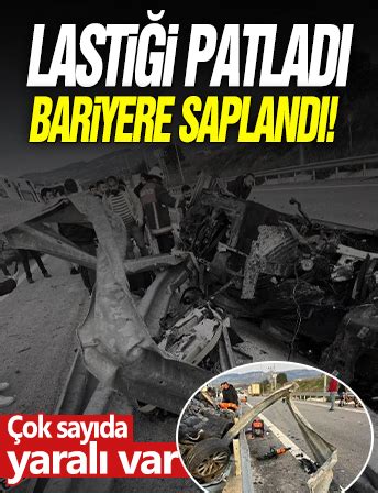 Lastiği patlayan otomobil bariyerlere saplandı