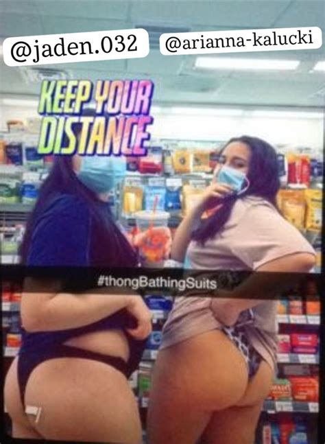 Ass Flashing Scrolller