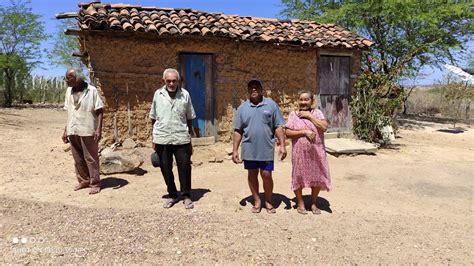 Uma Palestra Seu Z Pedro E Fam Lia No Sitio Baixio Das Bestas