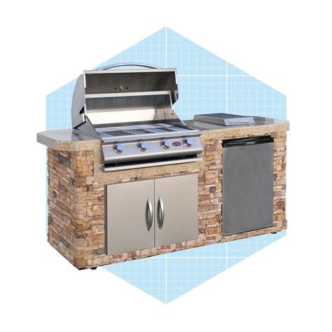 9 Outdoor Kitchen Kits For Cooking This Summer | Family Handyman