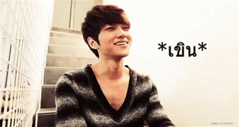 แอล มยองซ L Infinite Embarrassed Shy Discover Share GIFs