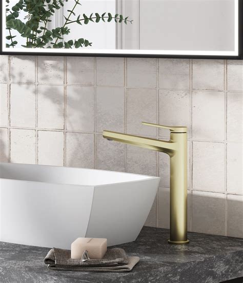 Tall Basin Mono Aqualla Brassware