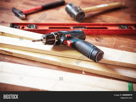 Building Diy Hammer Image & Photo (Free Trial) | Bigstock