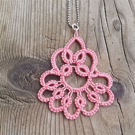 My Favorite Tatted Necklace I Ve Made I Adore It Shuttle Tatting