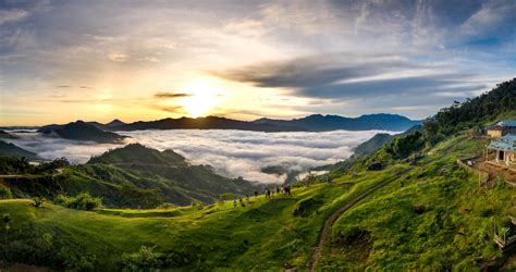 A Sea of Clouds on a Mountain · Free Stock Photo