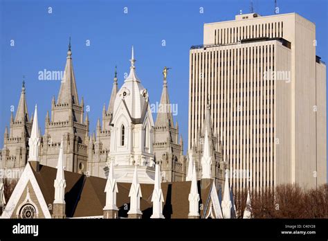 Salón de la Asamblea General y dentro del Templo de Salt Lake Temple