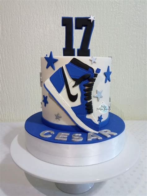 Torta Nike Jordan Cake Simple Birthday Cake Designs Creative