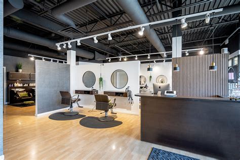 New In Town Fringe A Boutique Salon Opens In Wheaton