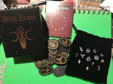 Coffret Runes Sorci Res En Bois Divination Voyance Et Wicca