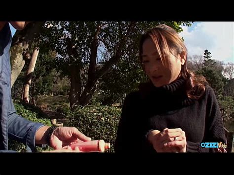 L Audizione Si Trasforma In Un Trio Quando La Milf Asiatica Prosperosa Inizia A Desiderare Una