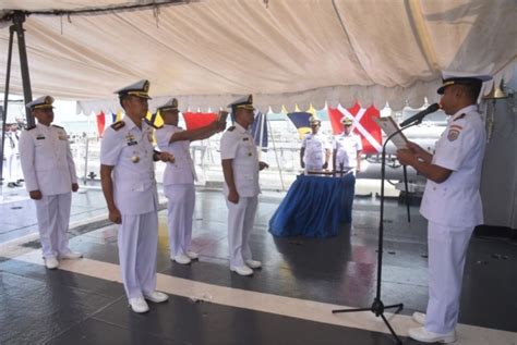 Tongkat Komando Kri Oswald Siahaan Diserahterimakan Jurnal