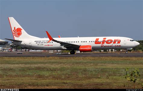 PK LSW Boeing 737 96NER Lion Air Utta JetPhotos