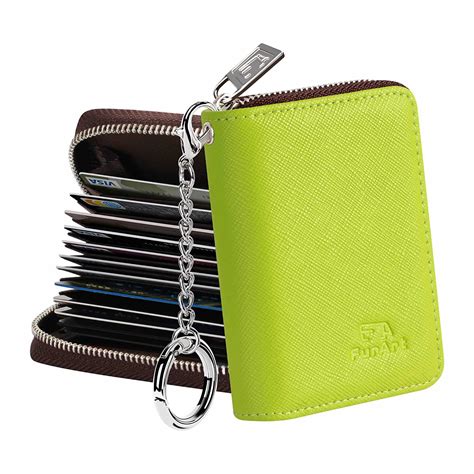 10 Savvy and Stylish Credit Card Holders for Women on Amazon