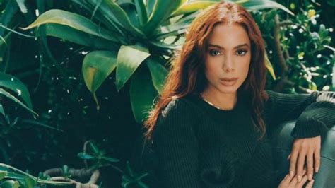 Anitta Abre O Jogo Sobre Crescer Armas Crimes Droga Sexo Em