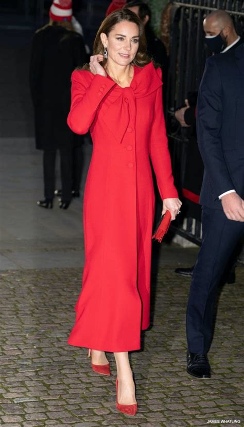 Kate Middleton Plays Piano During Christmas Carol Service In Red Bow Coat