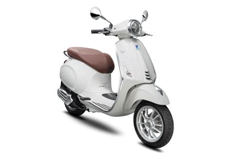 Vespa Primavera 150 Price Consumption Colors